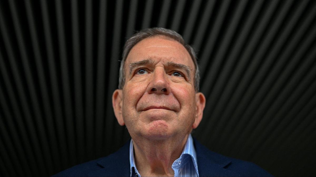 el líder venezolano Edmundo González viaja a Argentina tras estar exiliado en España; esto se sabe