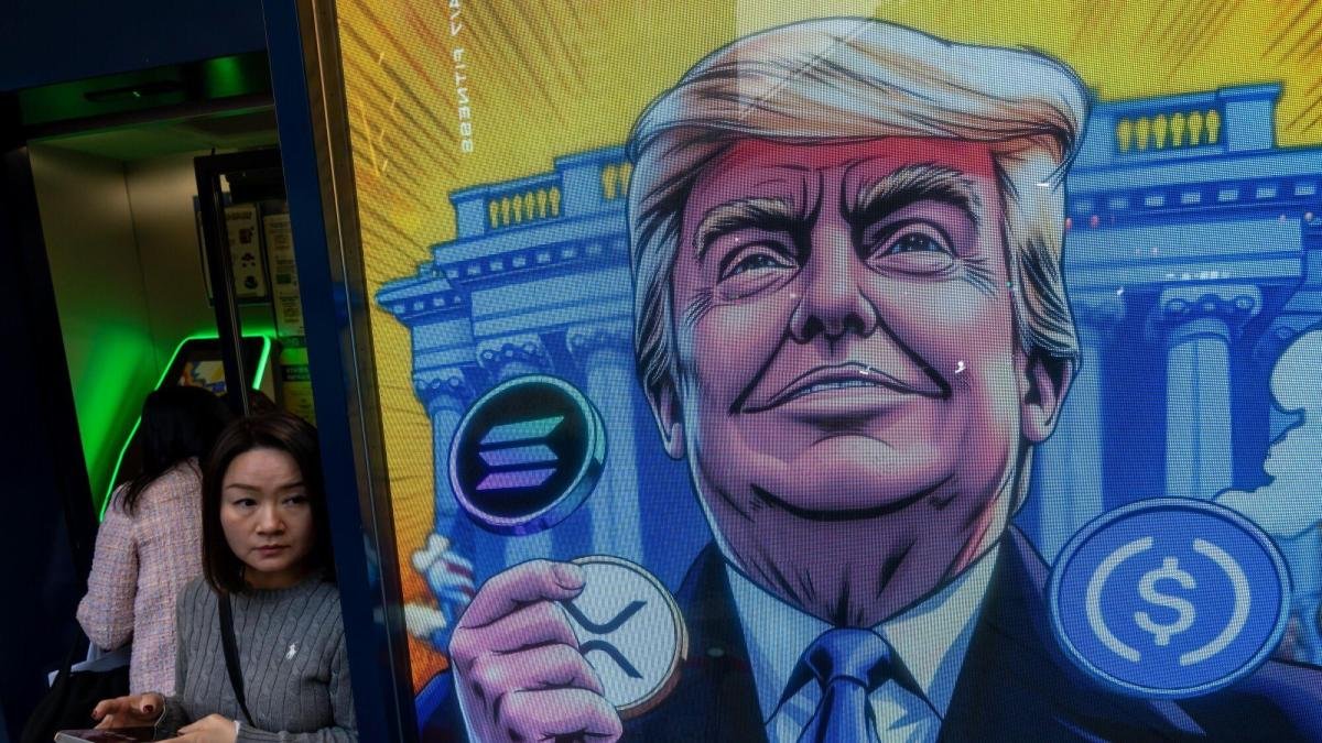 La ‘memecoin’ de Trump, una moneda que tiene sus orígenes hace miles de años