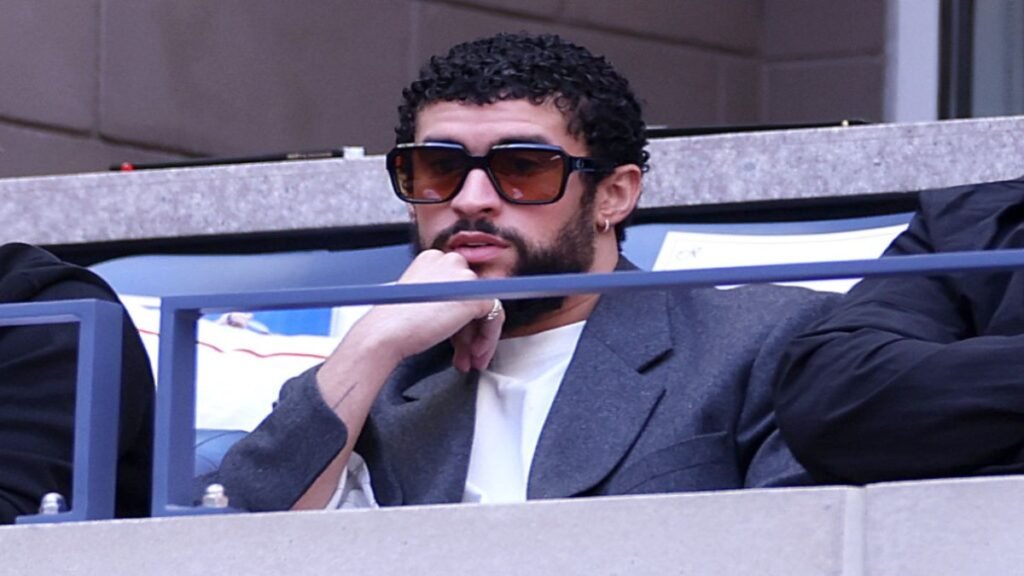 ¿Tiene nueva chamba? Bad Bunny debuta como presentador y reportero de noticias