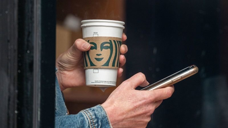 Starbucks ofrecerá café gratis el día después del Super Bowl