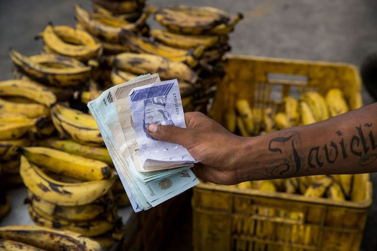 Punto final a la pax económica en Venezuela: se vuelven a disparar el dólar y la inflación