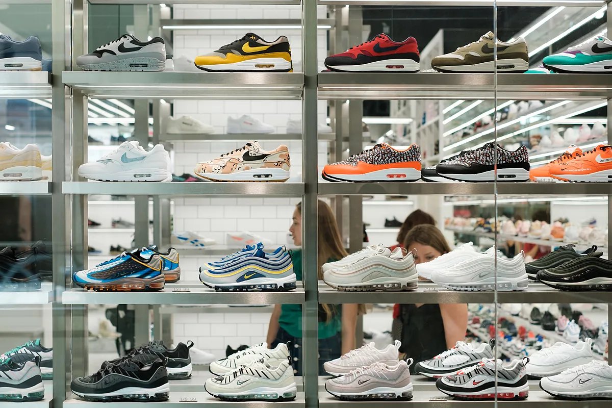 Cómo afectan los aranceles a marcas de zapatillas como Nike y Adidas
