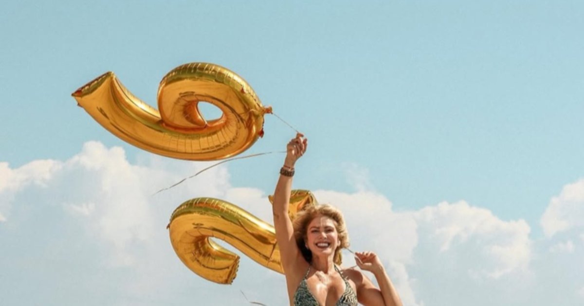 Carolina Perpetuo celebra sus 62 años en bikini