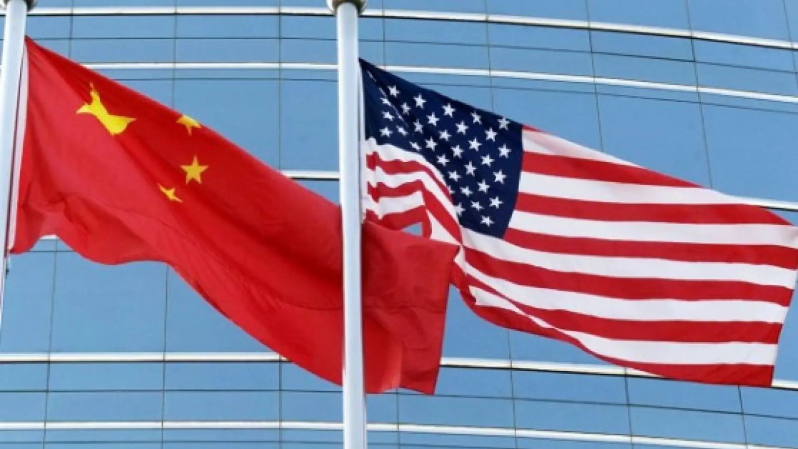 Estalla una guerra comercial inédita con la tensión entre EE UU y China en máximos