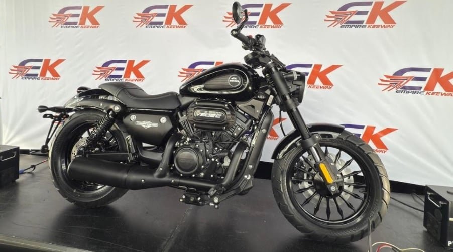 Empire Keeway celebra el EK Day y presenta la V302C