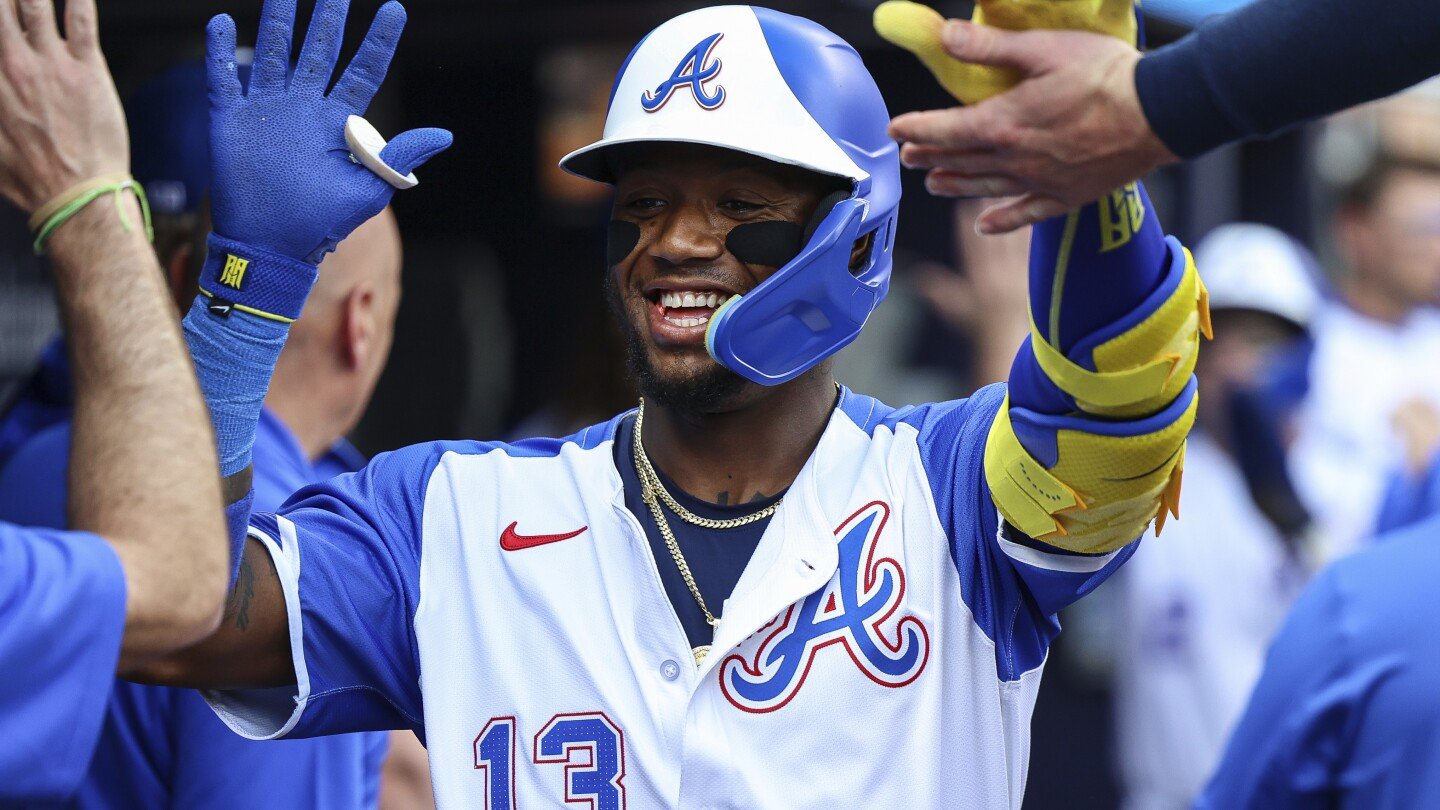 Ronald Acuña Jr. conecta jonrón por 2do juego seguido en victoria de Bravos, 7-1 sobre Padres