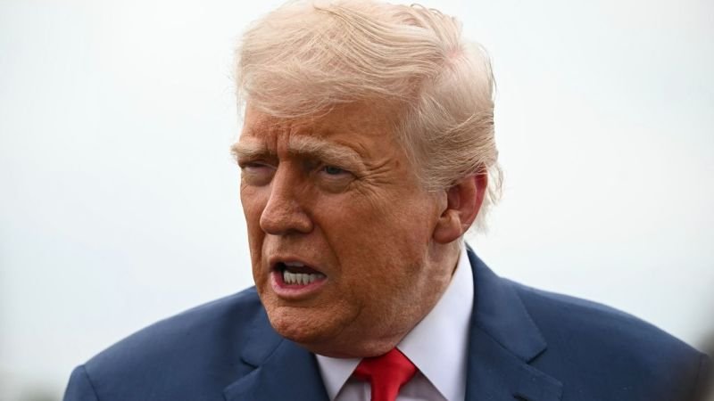 Trump dice que no está preparado para invocar la Ley de Insurrección en respuesta a las protestas en Los Ángeles